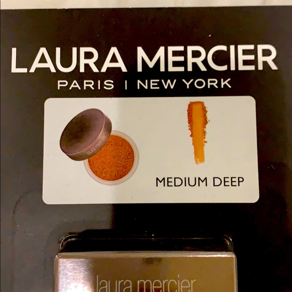 Laura Mercier translucent loosepowder medium glow